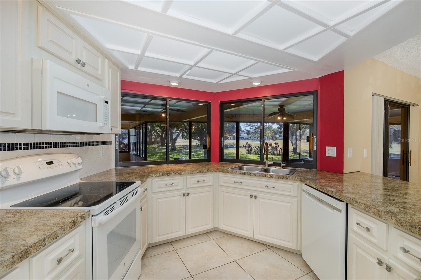 Image 16 of 47 For 2721 Northridge Drive E