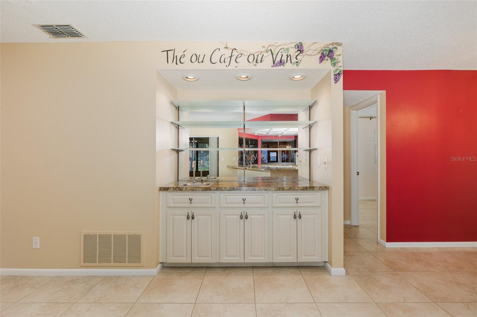 Image 20 of 47 For 2721 Northridge Drive E