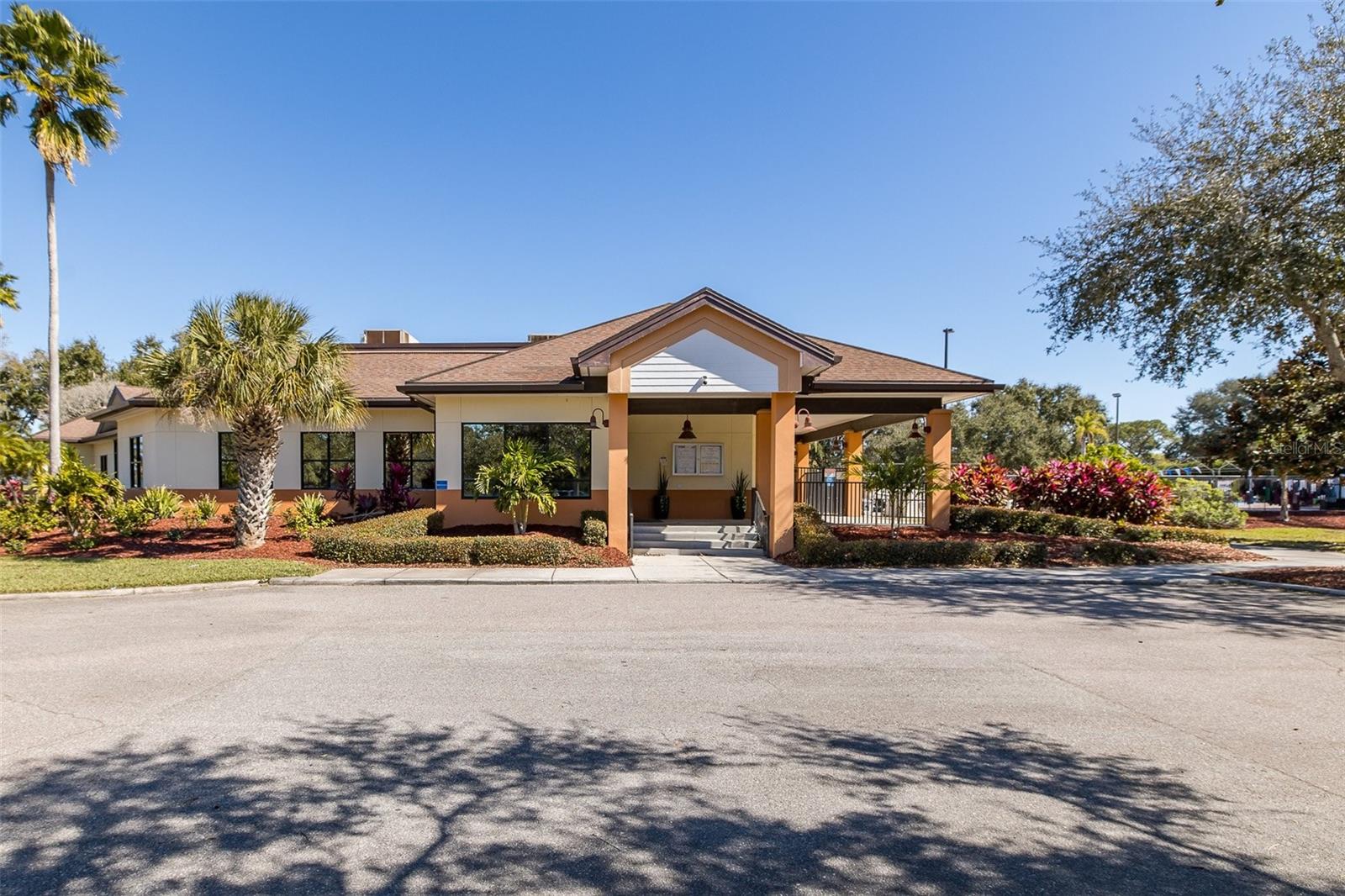 Image 43 of 47 For 2721 Northridge Drive E