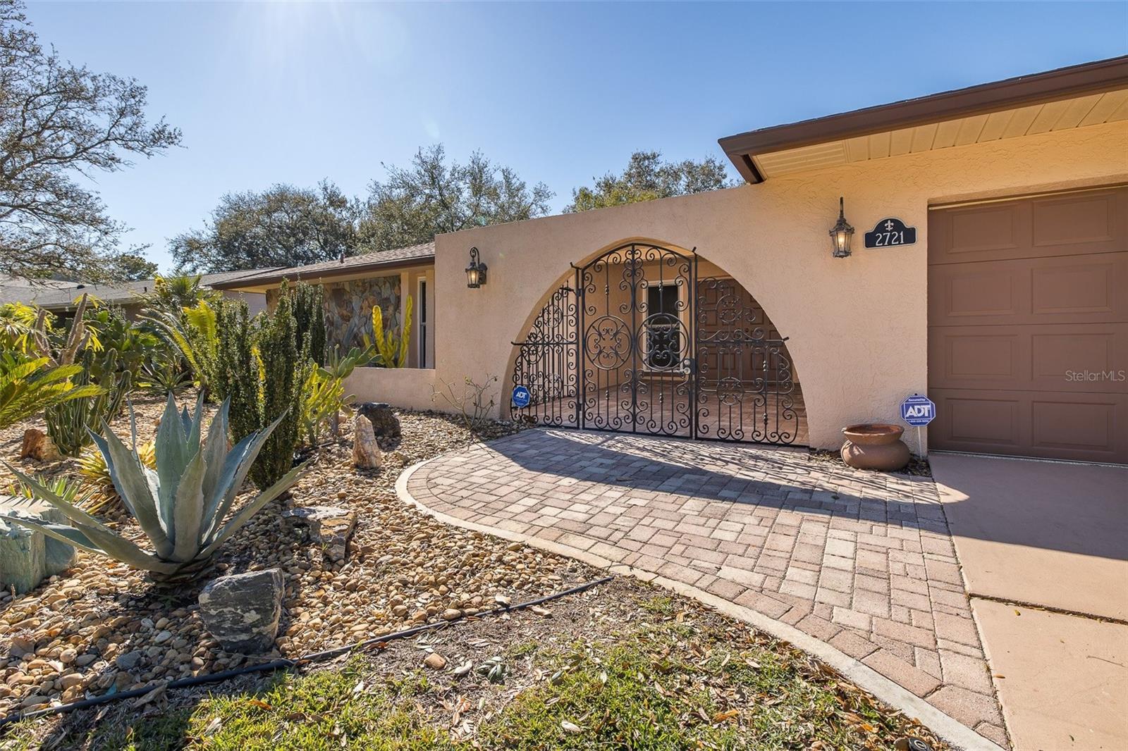 Image 5 of 47 For 2721 Northridge Drive E