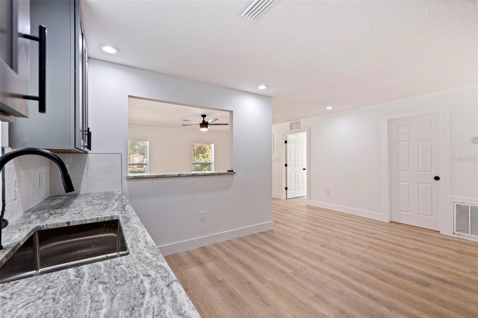 Listing photo id 12 for 3738 18th Terrace S