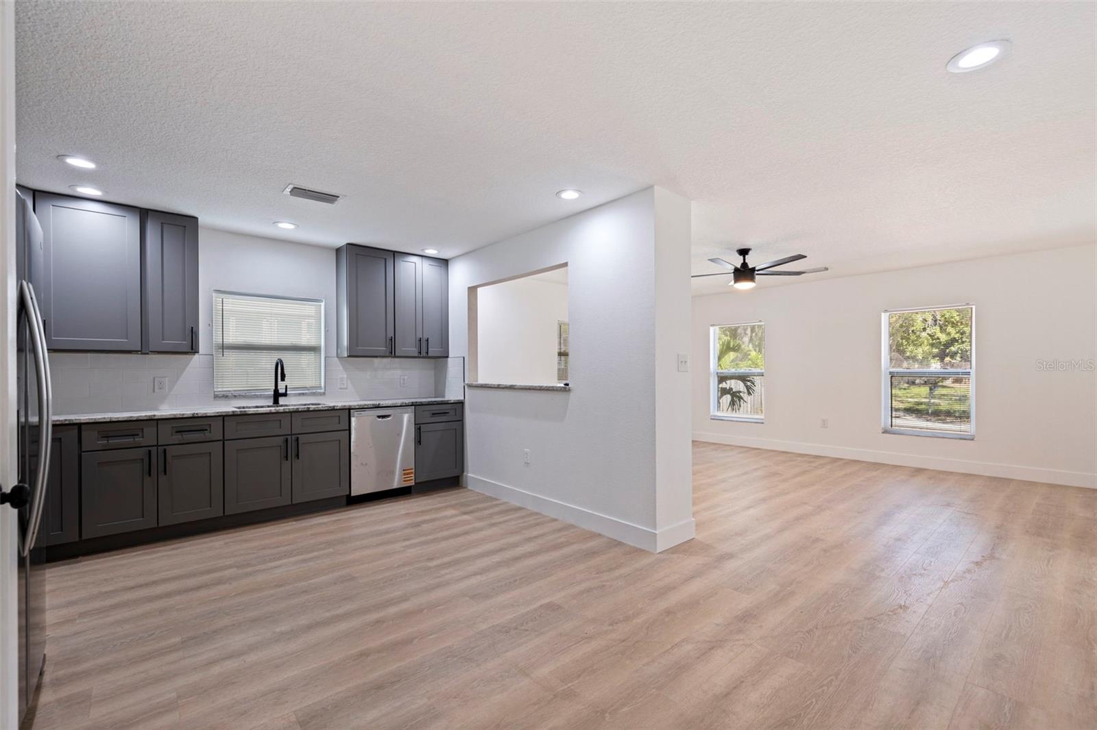 Listing photo id 13 for 3738 18th Terrace S