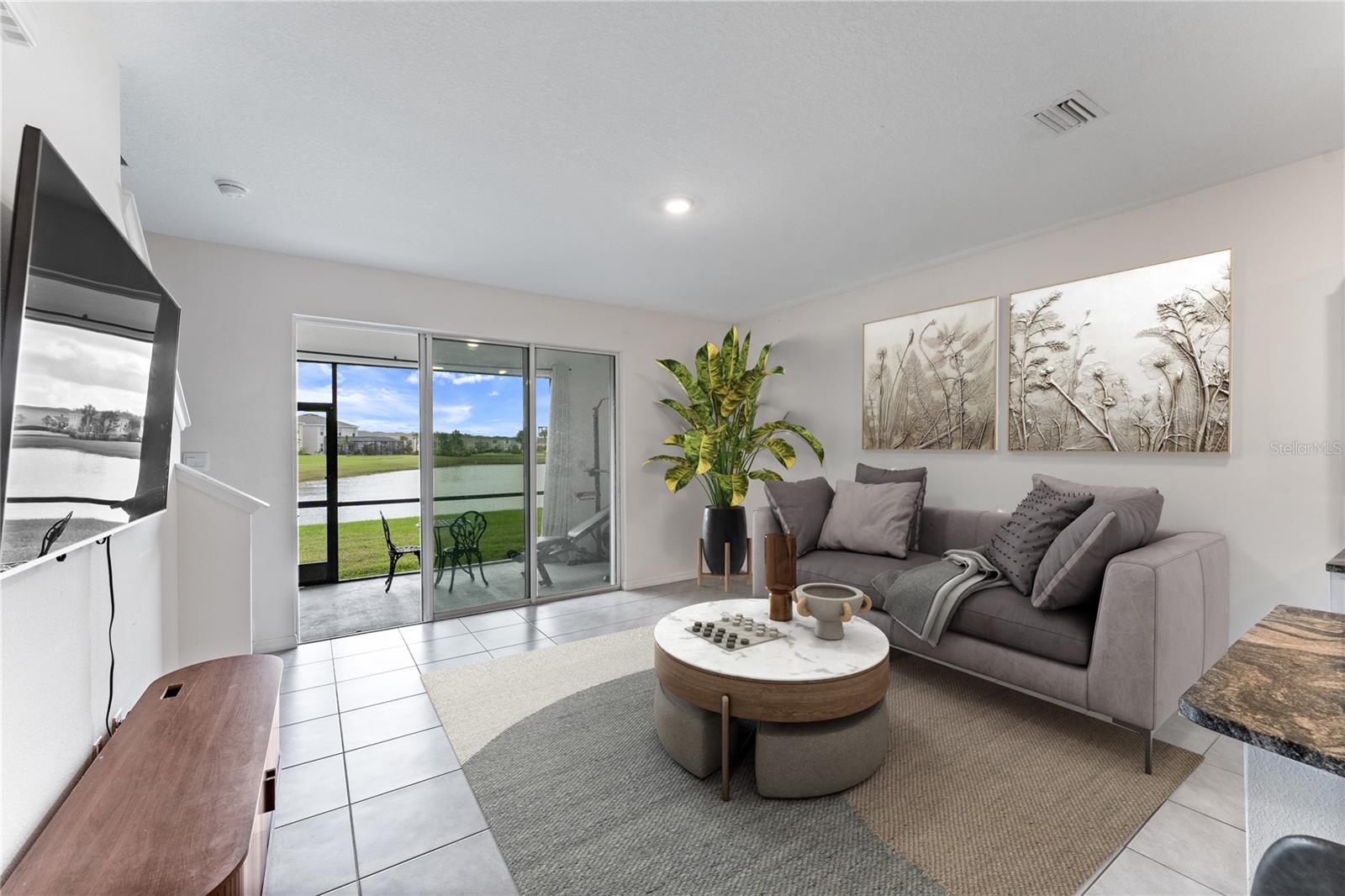 Image 6 of 19 For 33066 Major Oak Drive