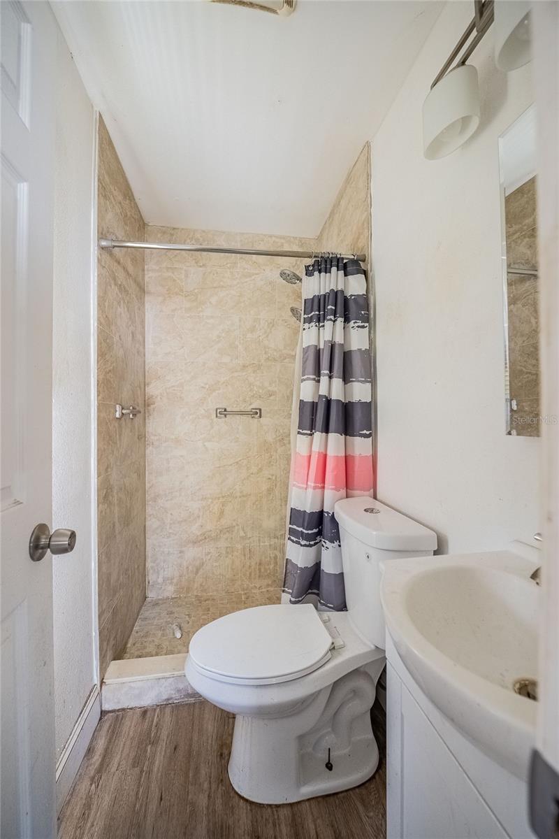 Image 8 of 31 For 640 Dean Street