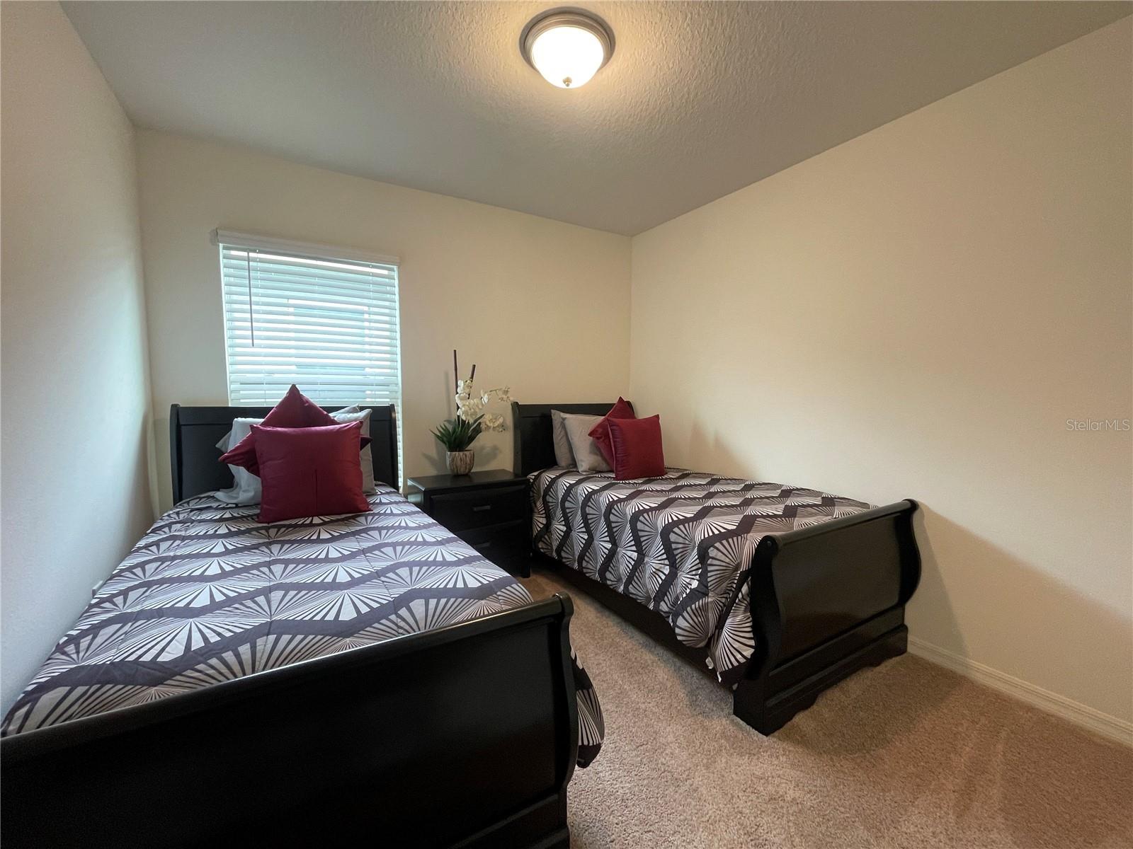 Image 5 of 22 For 7115 Cruz Court