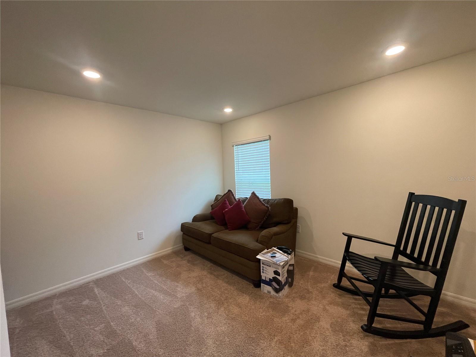 Image 9 of 22 For 7115 Cruz Court