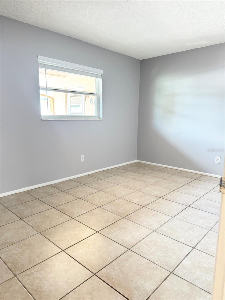 Image 17 of 29 For 813 Lake Palms Drive