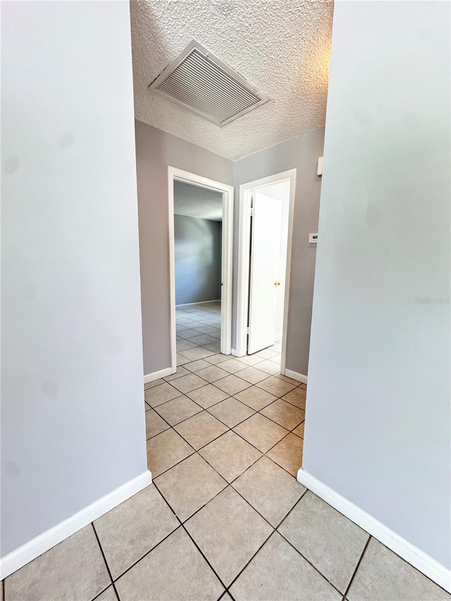 Image 23 of 29 For 813 Lake Palms Drive