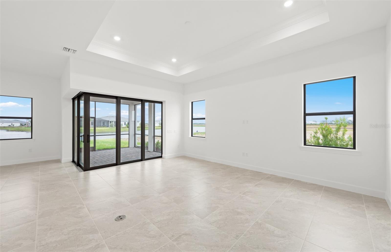 Image 10 of 24 For 19611 Indian Rock Place