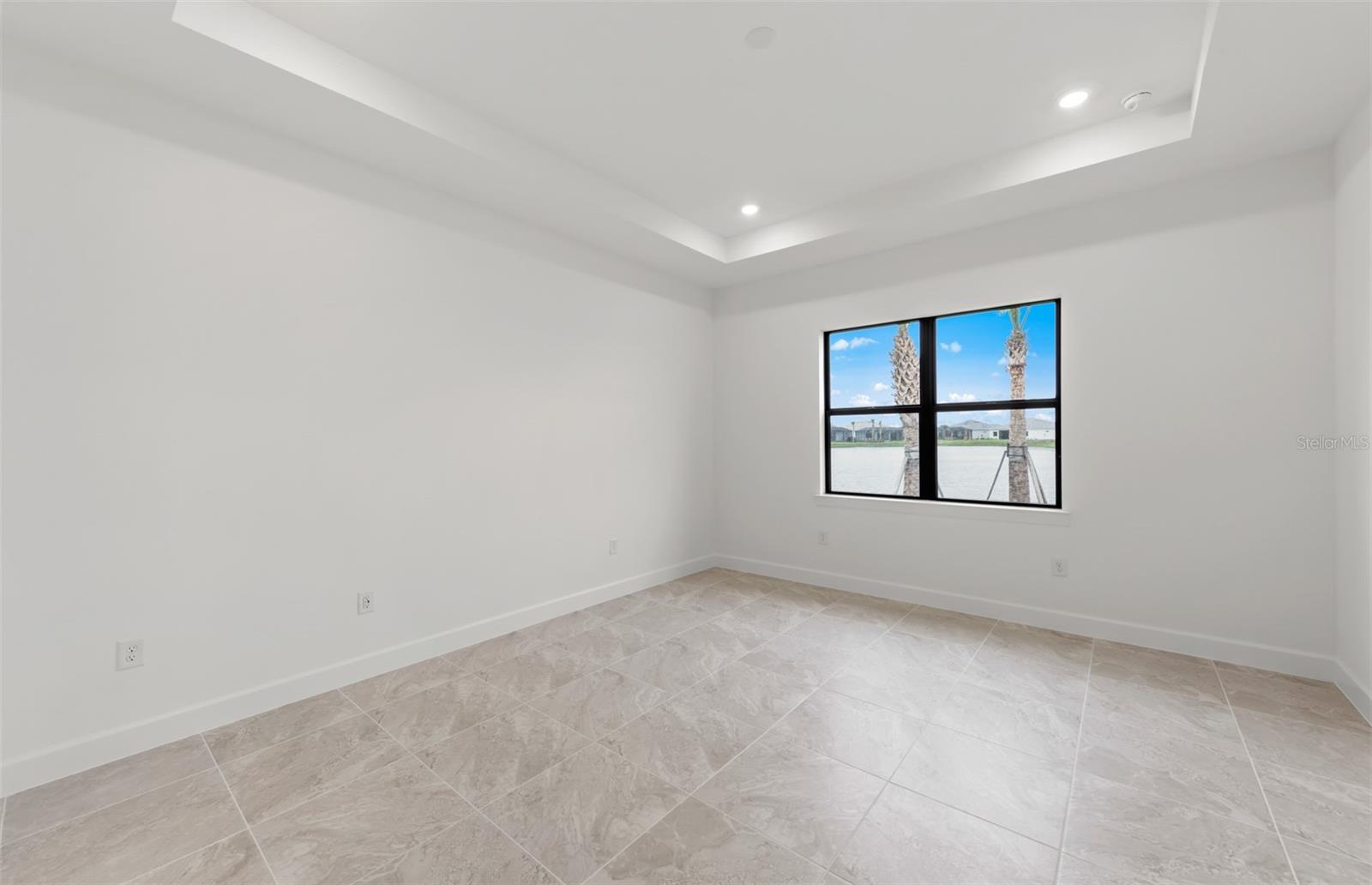 Image 12 of 24 For 19611 Indian Rock Place