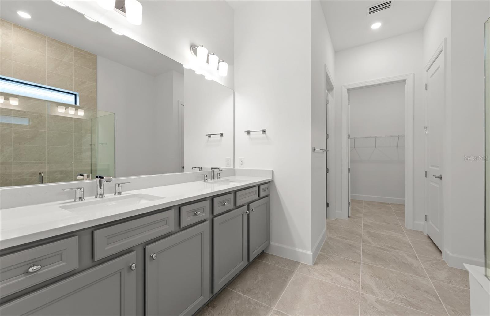 Image 14 of 24 For 19611 Indian Rock Place