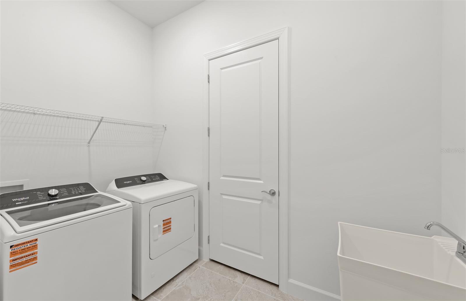 Image 20 of 24 For 19611 Indian Rock Place