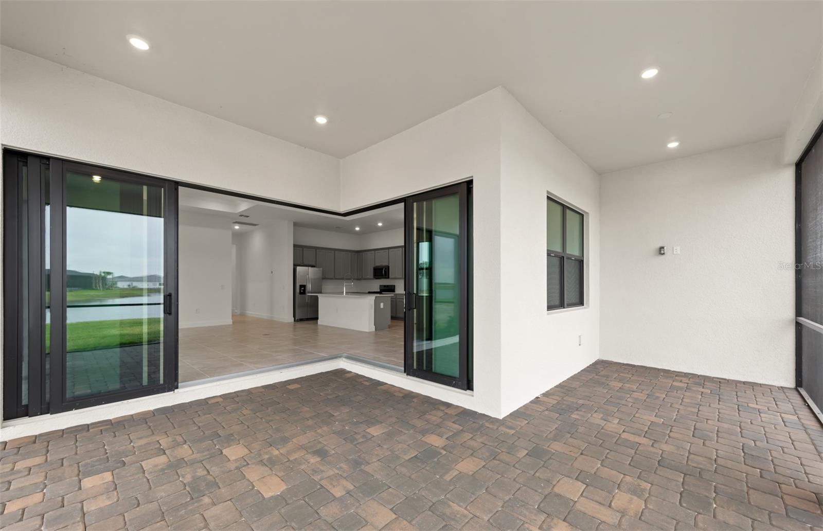 Image 21 of 24 For 19611 Indian Rock Place