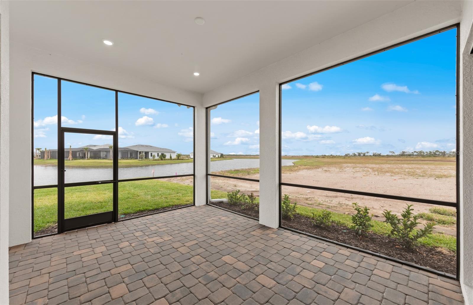 Image 23 of 24 For 19611 Indian Rock Place