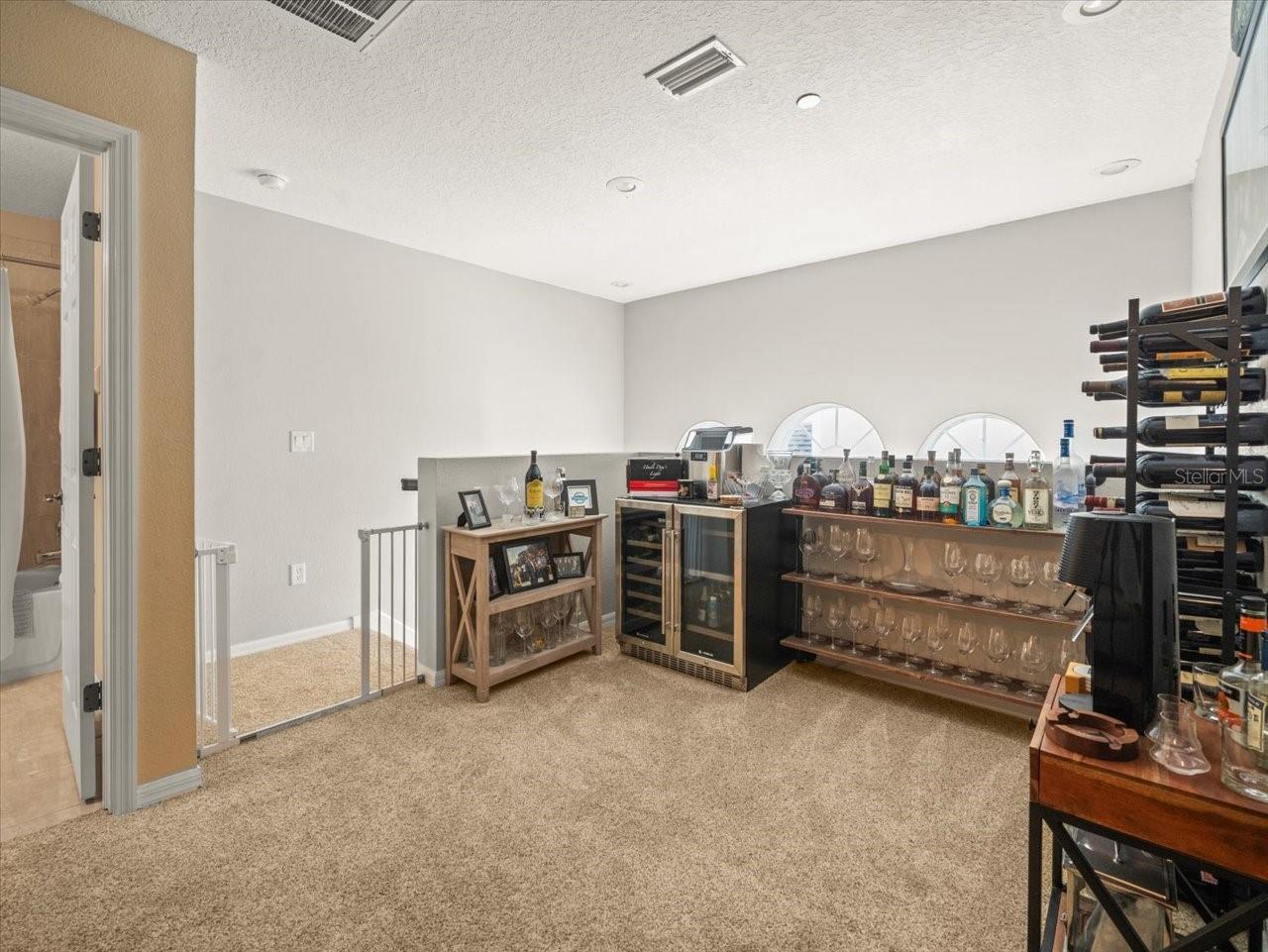 Image 44 of 67 For 98 Highland Avenue 102