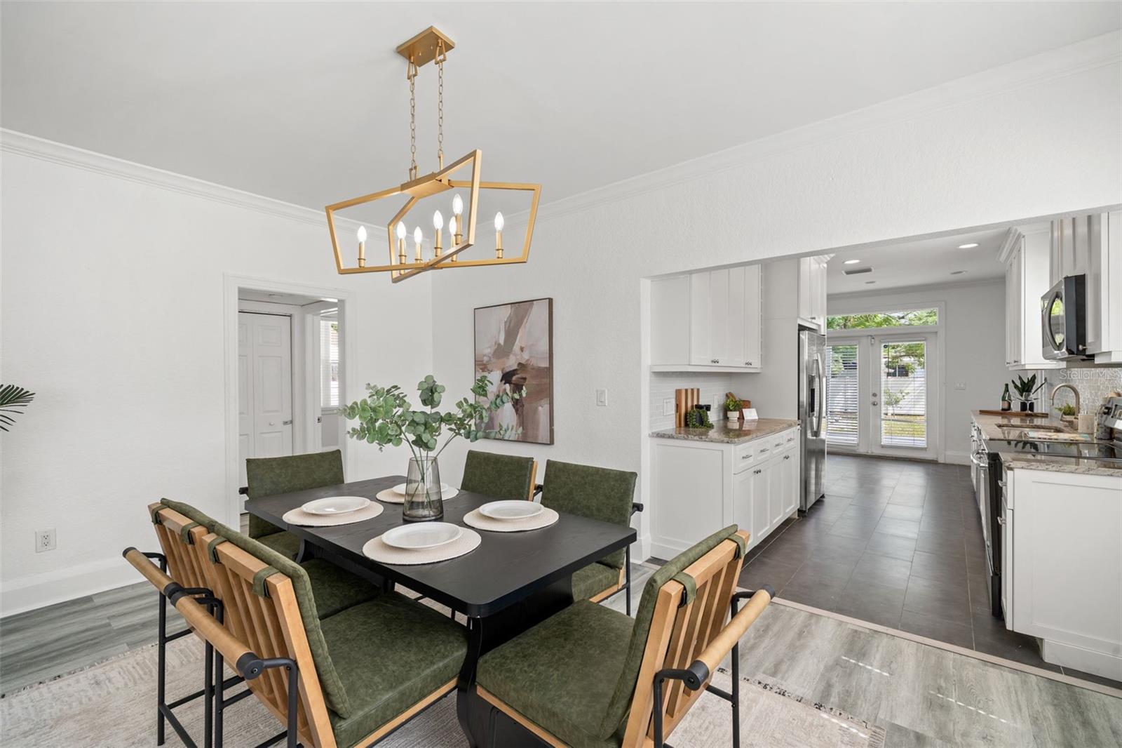 Image 13 of 60 For 205 Westland Avenue