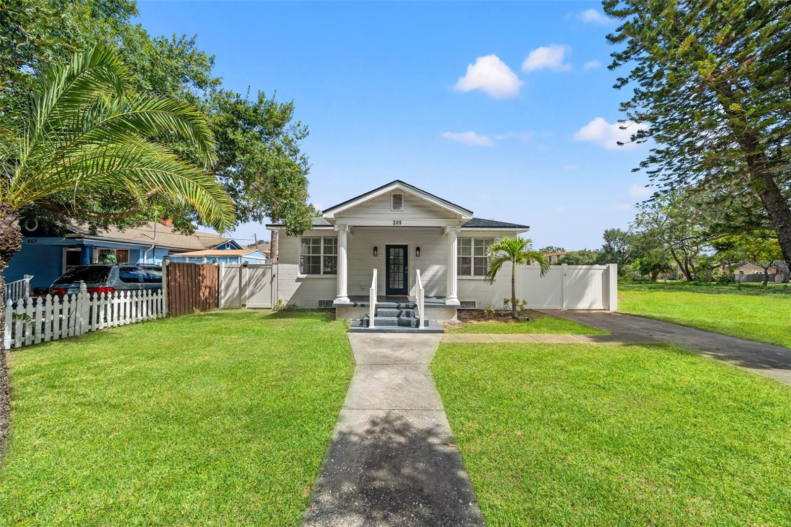 Image 2 of 60 For 205 Westland Avenue