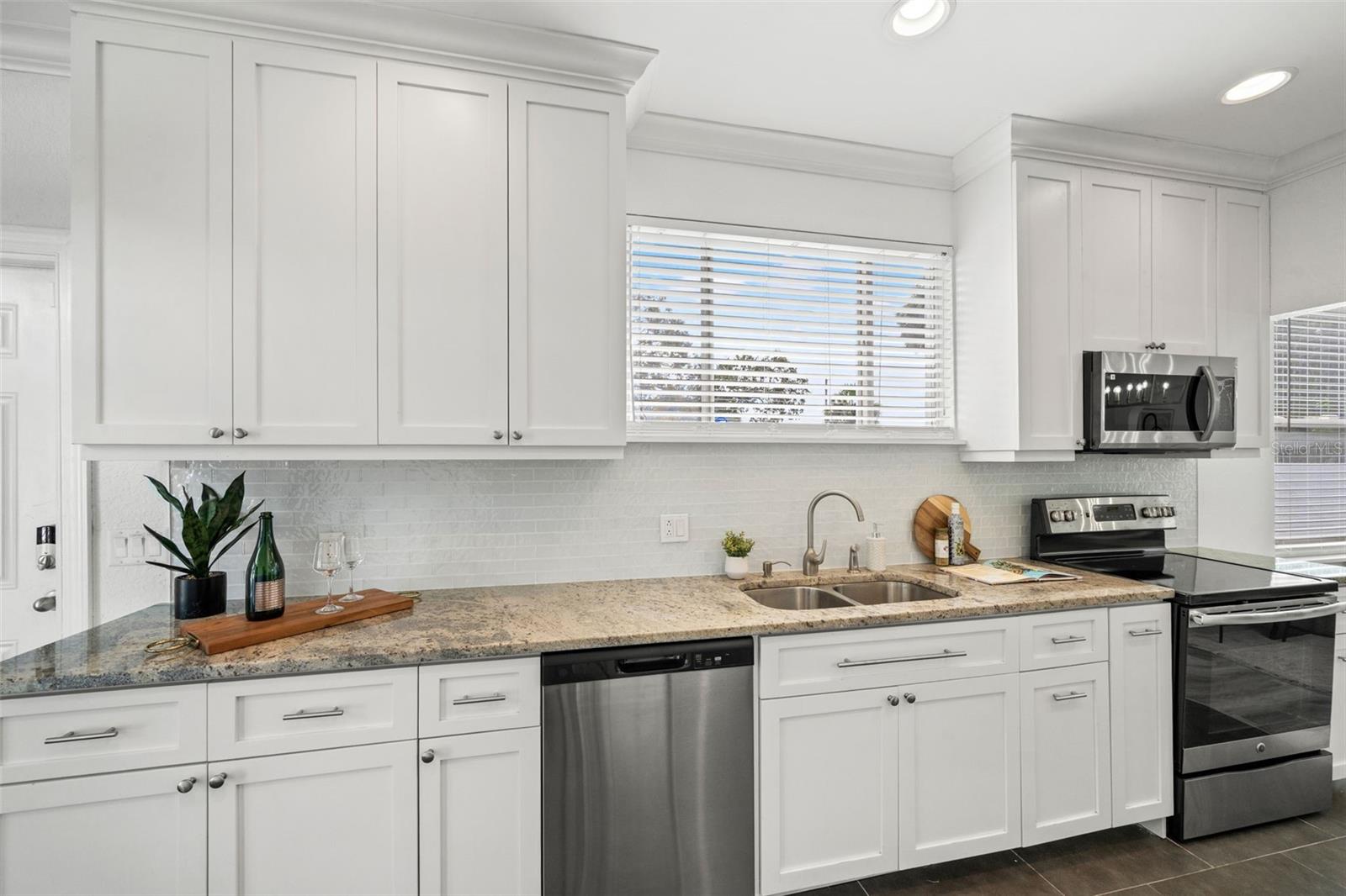 Image 24 of 60 For 205 Westland Avenue