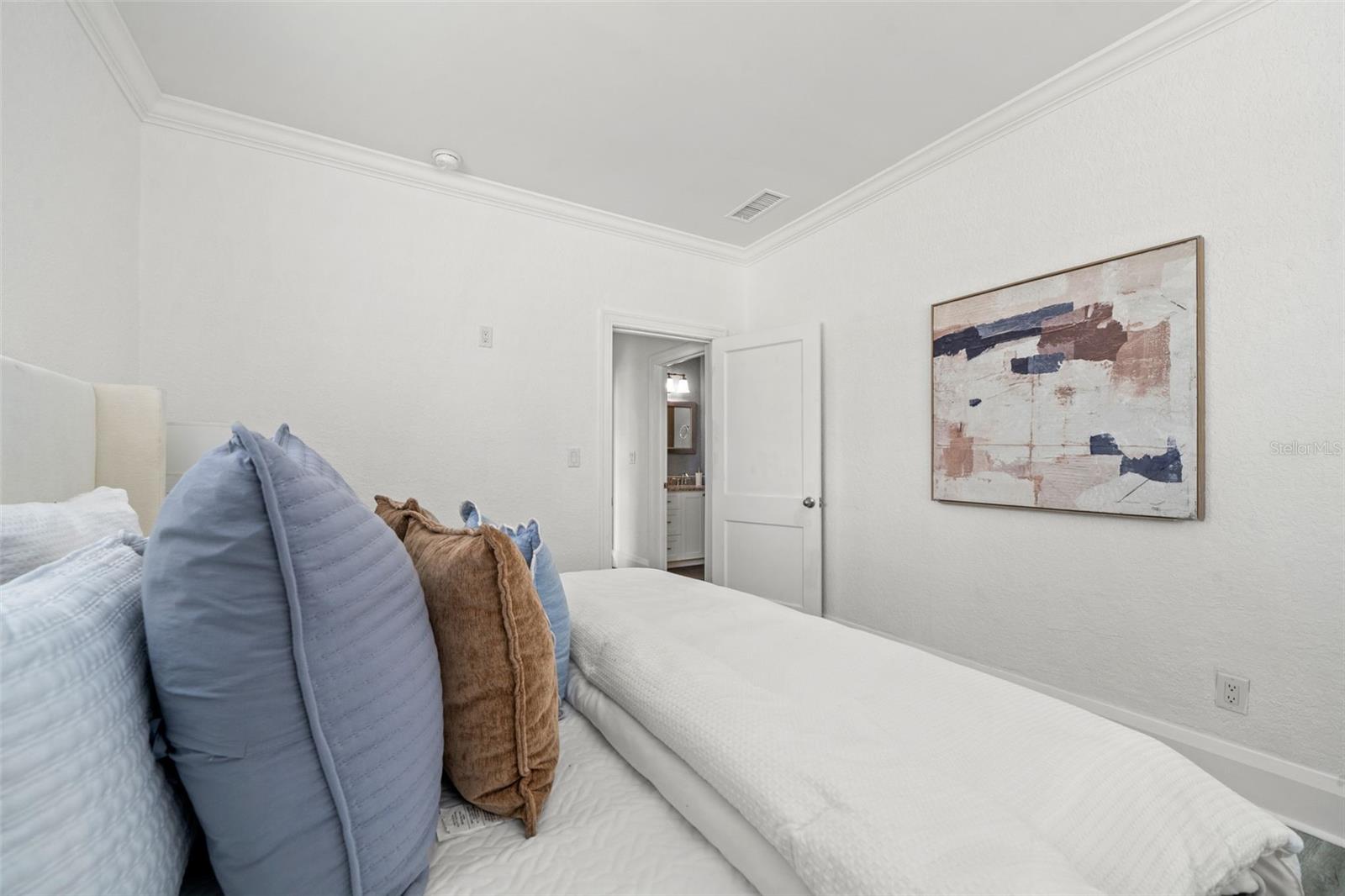 Image 29 of 60 For 205 Westland Avenue