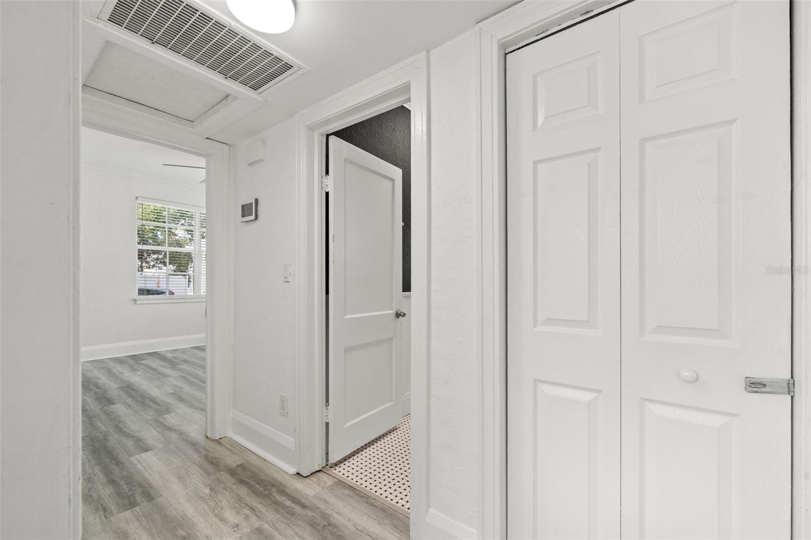 Image 31 of 60 For 205 Westland Avenue