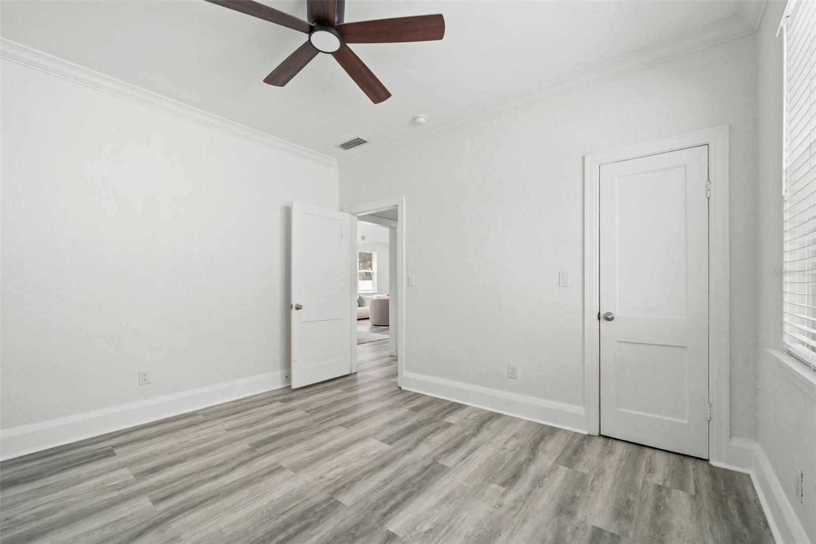 Image 33 of 60 For 205 Westland Avenue