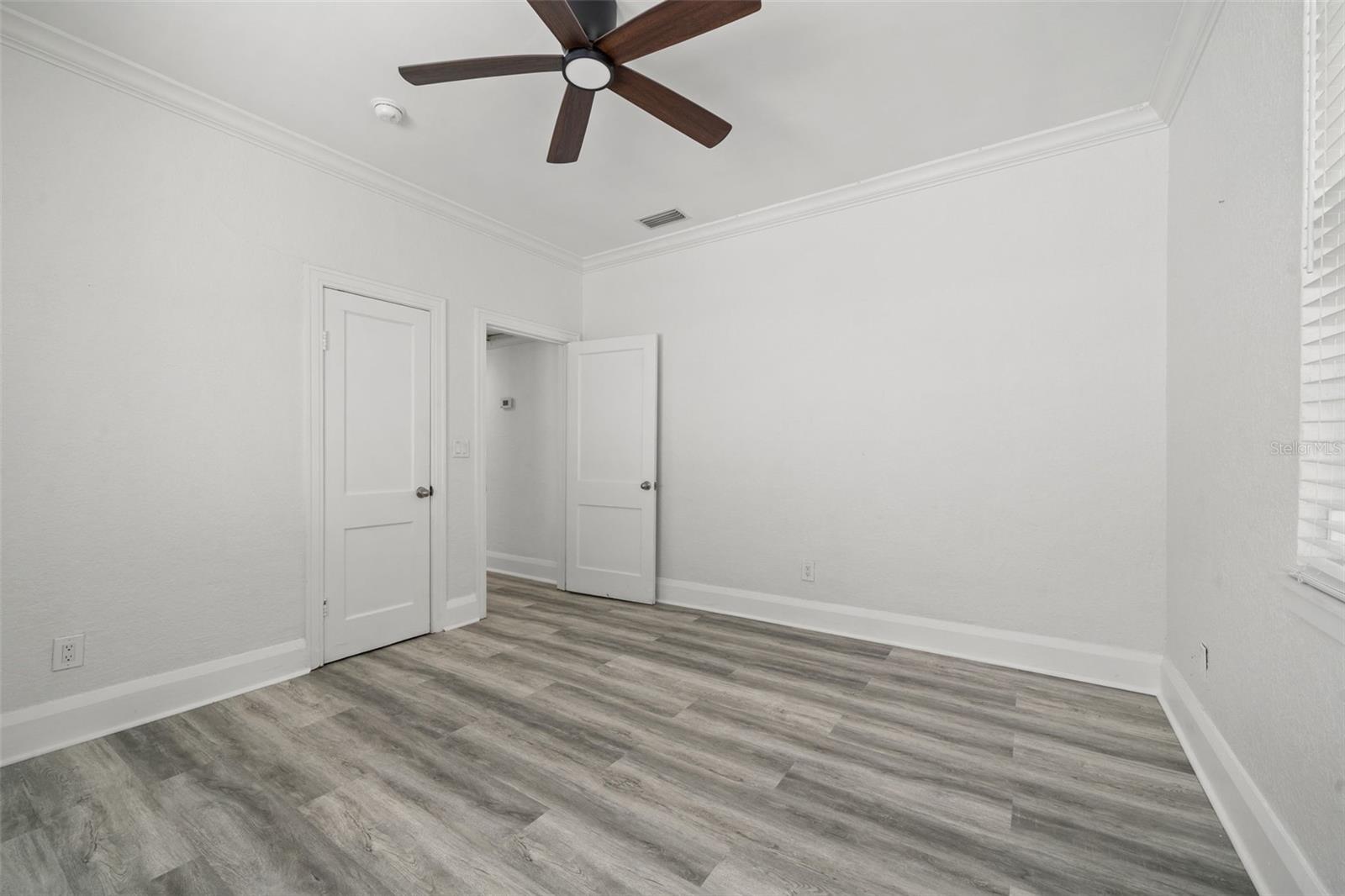 Image 36 of 60 For 205 Westland Avenue