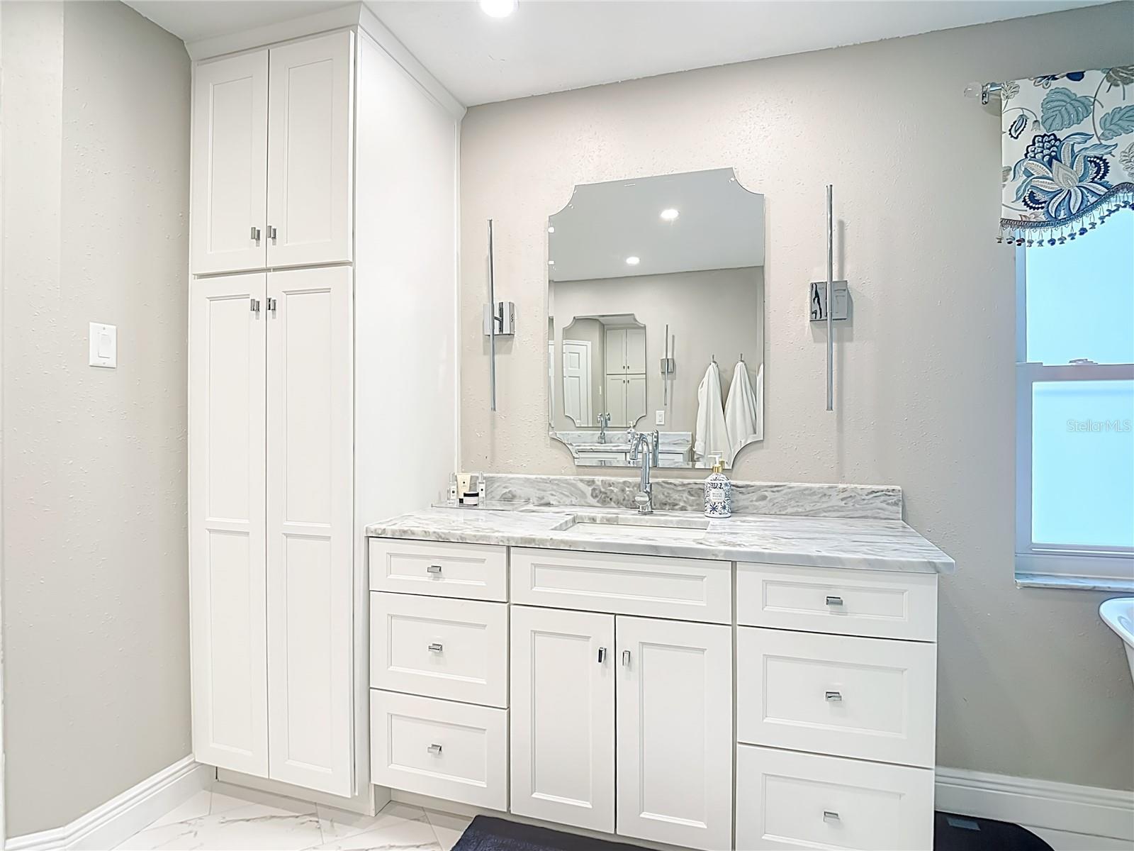 Image 33 of 60 For 14140 Stonegate Drive