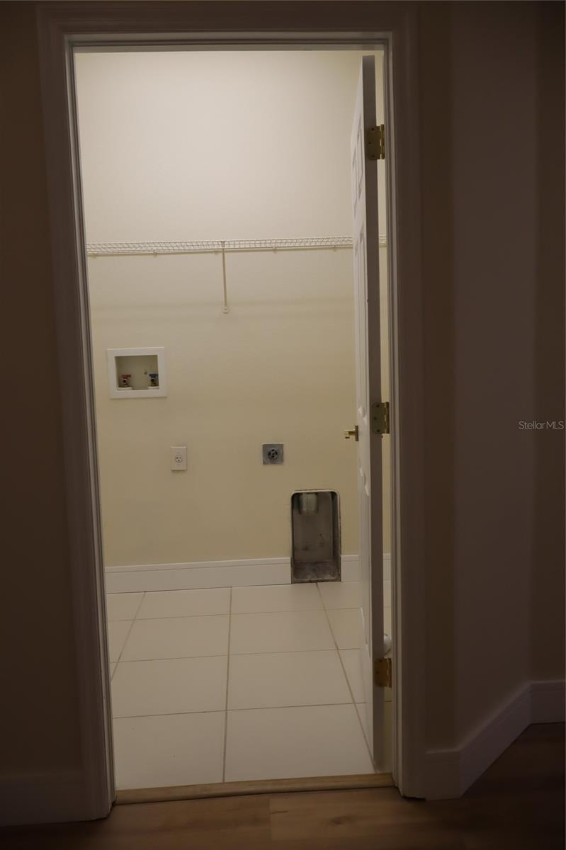 Image 44 of 61 For 1142 Venetian Harbor Drive Ne