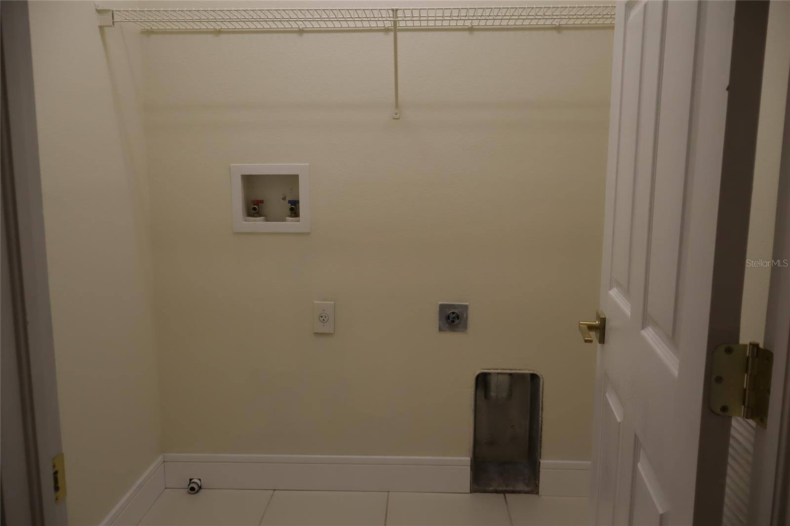 Image 45 of 61 For 1142 Venetian Harbor Drive Ne
