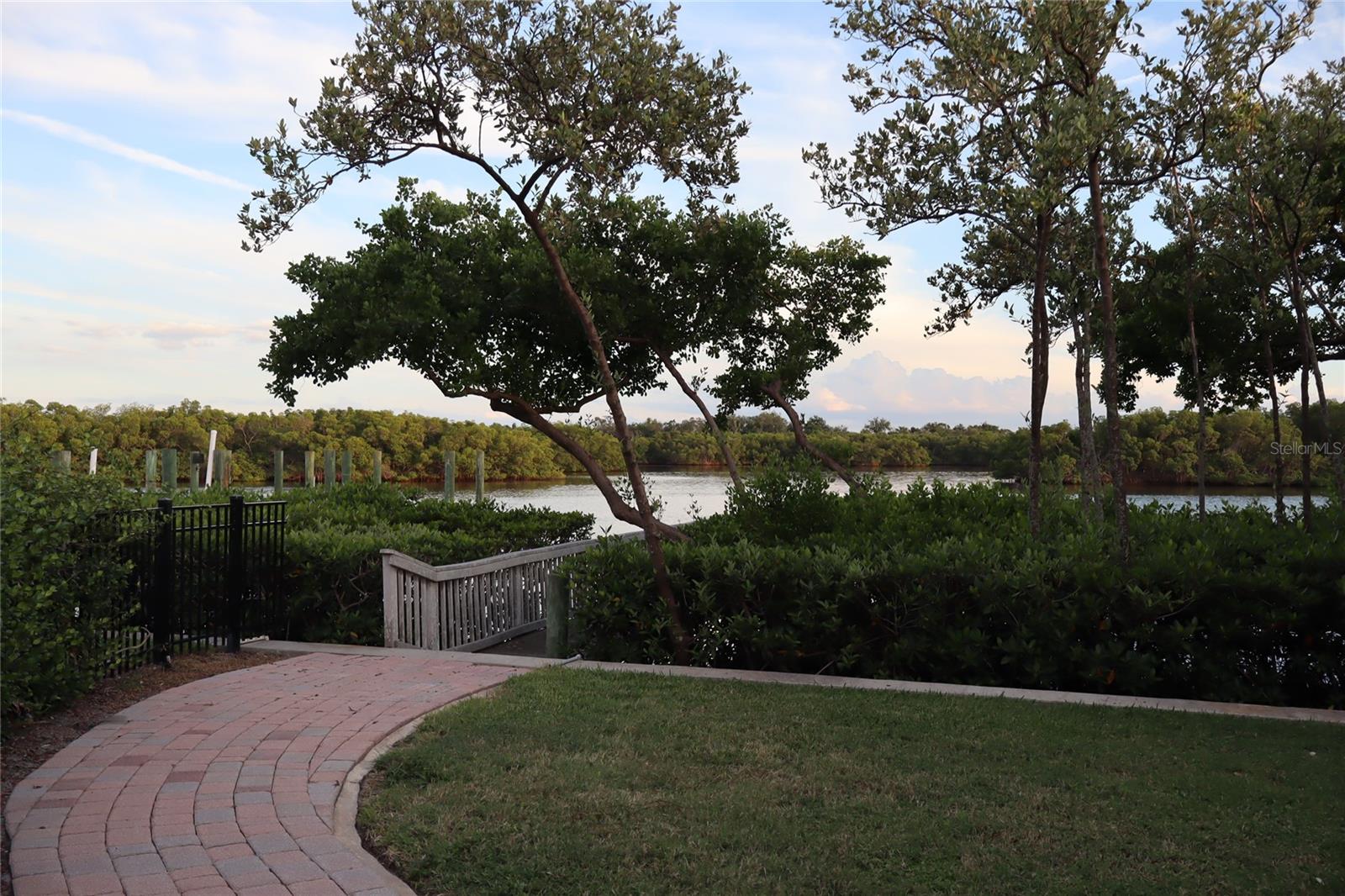 Image 58 of 61 For 1142 Venetian Harbor Drive Ne