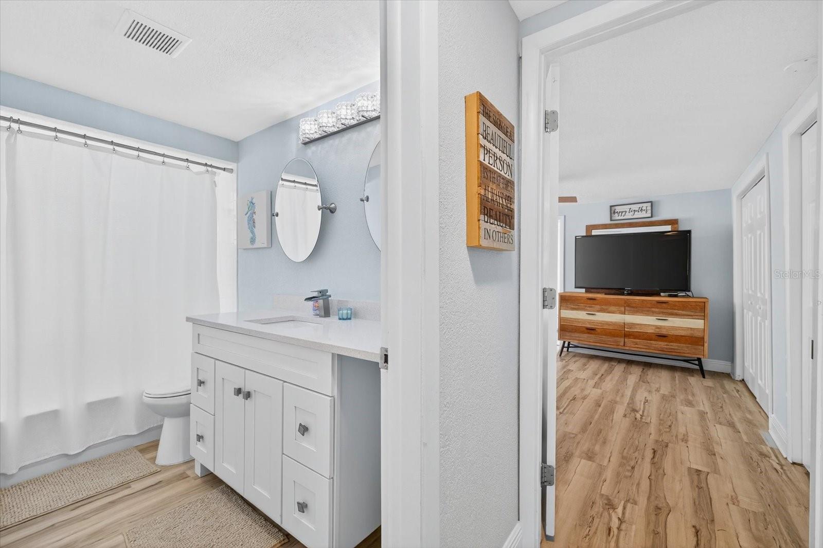 Image 21 of 60 For 5312 Flora Avenue