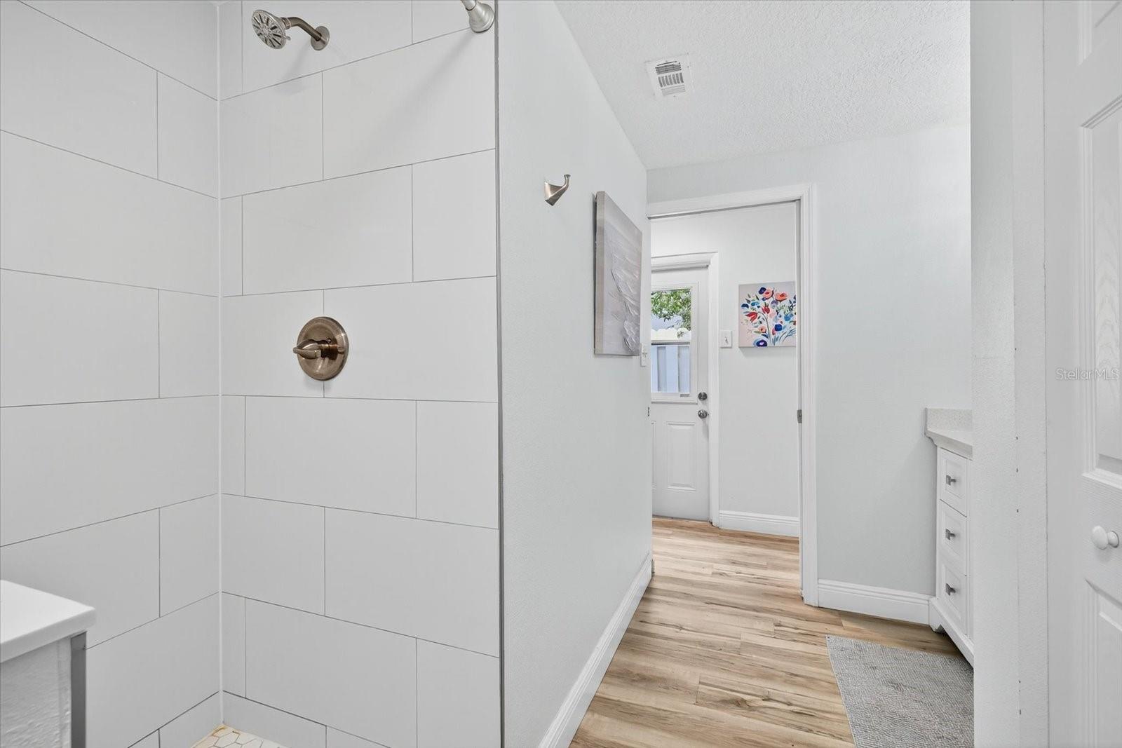 Image 26 of 60 For 5312 Flora Avenue