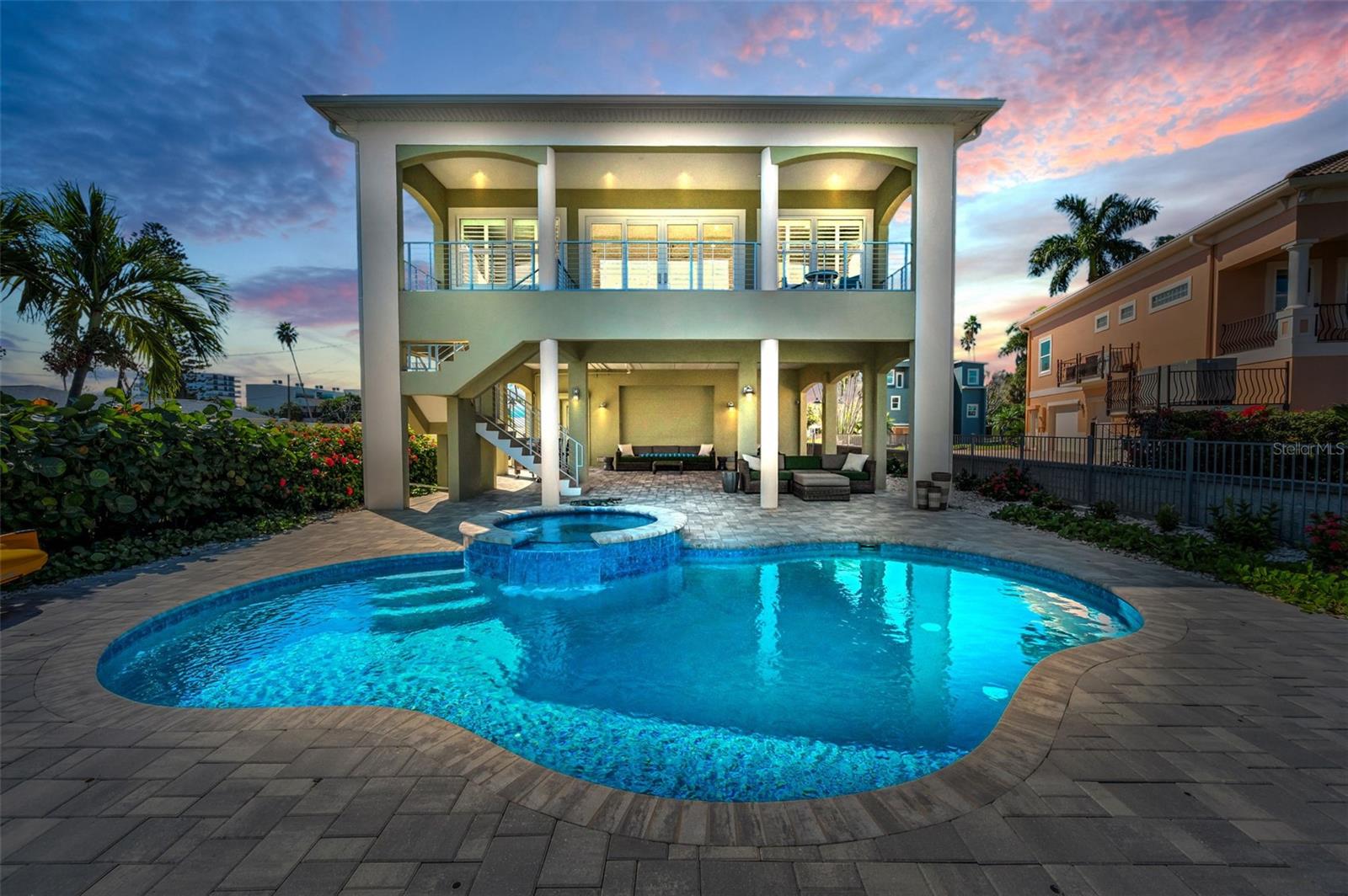 Image 3 of 90 For 15459 2nd Street E