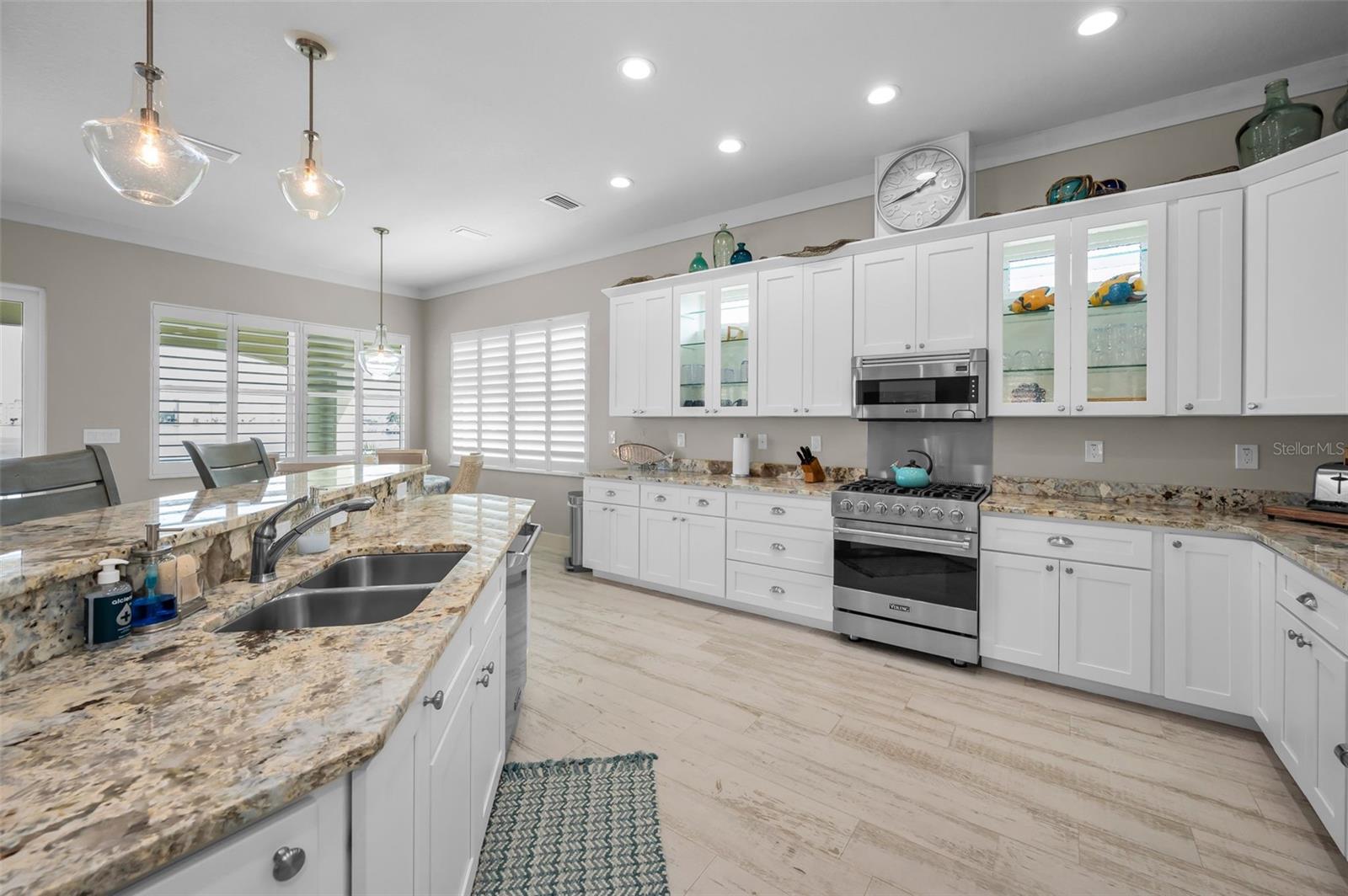 Image 30 of 90 For 15459 2nd Street E