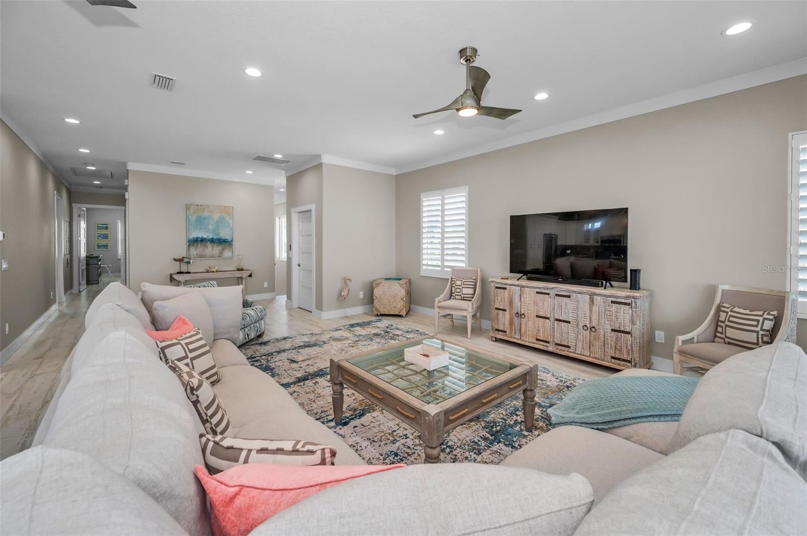 Image 37 of 90 For 15459 2nd Street E