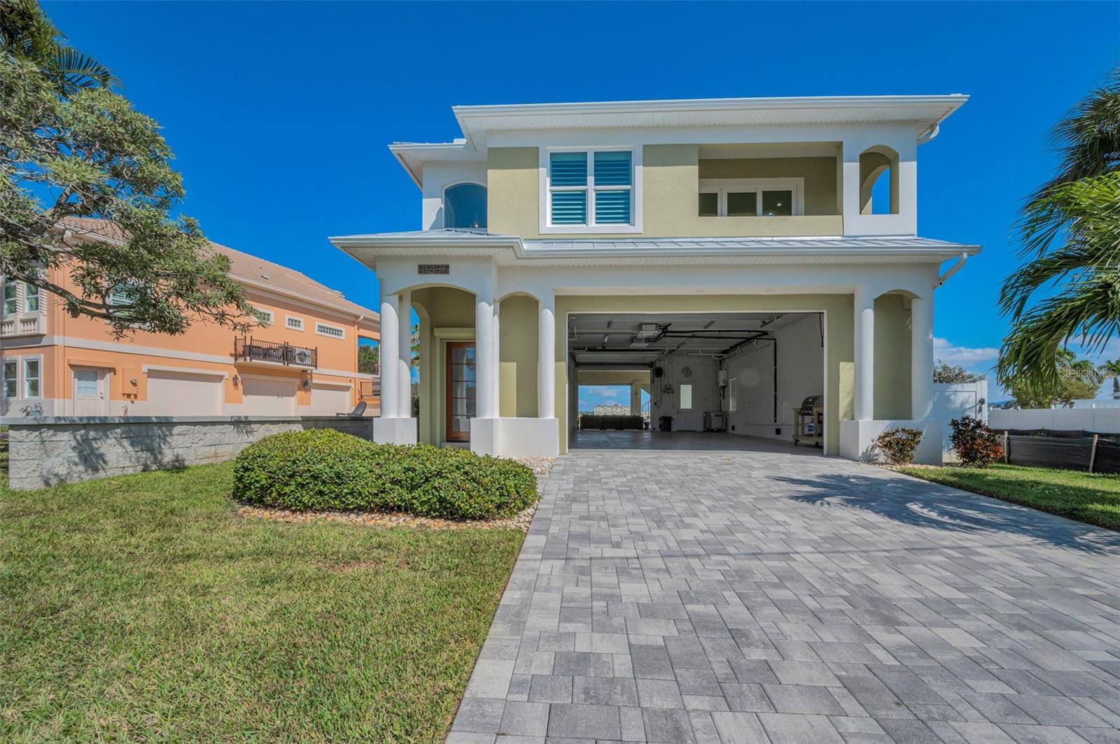 Image 53 of 90 For 15459 2nd Street E