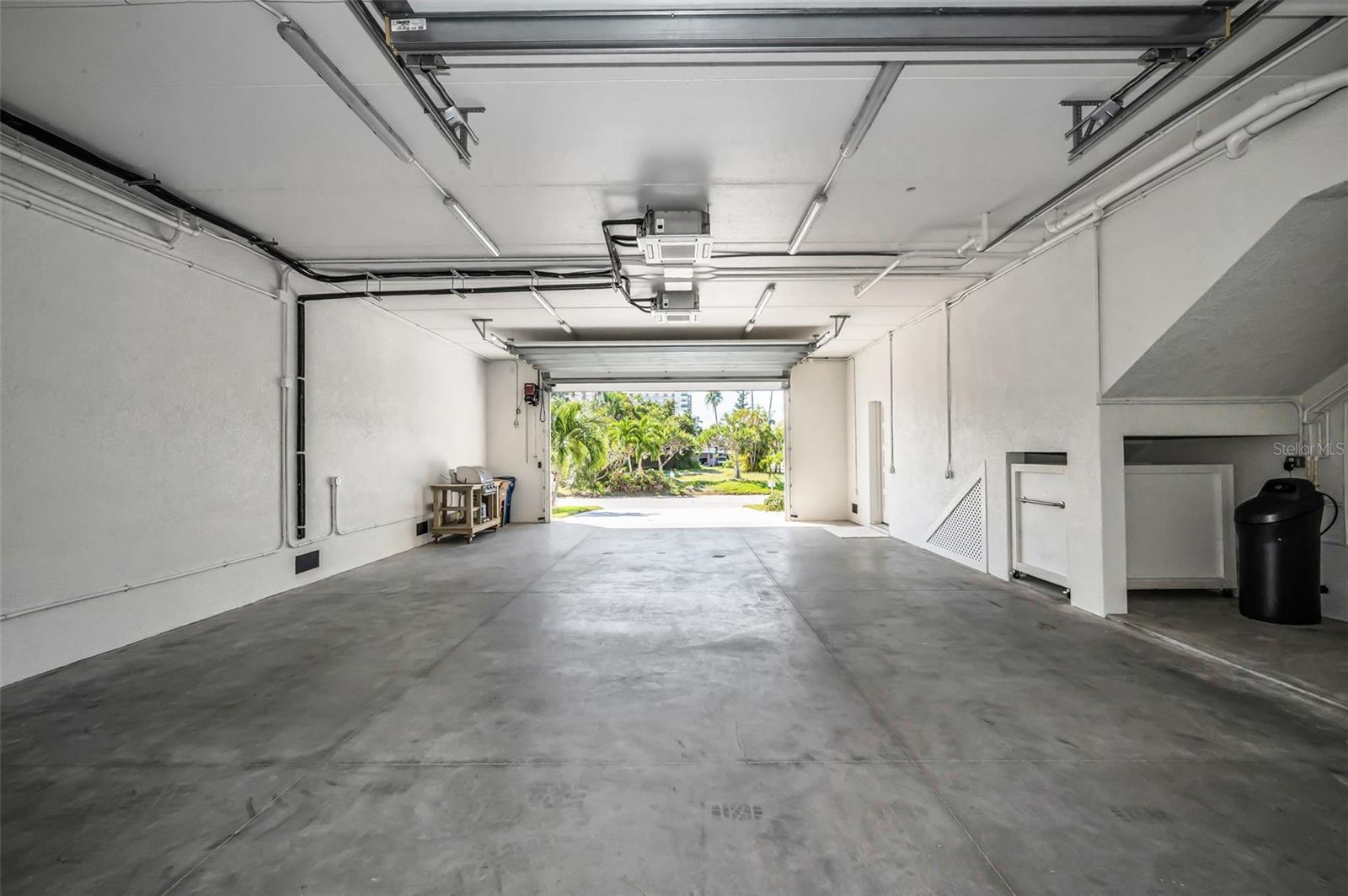 Image 58 of 90 For 15459 2nd Street E