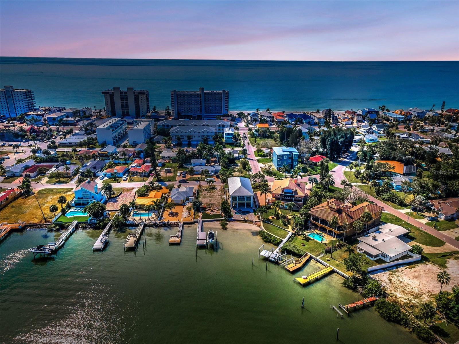 Image 8 of 90 For 15459 2nd Street E