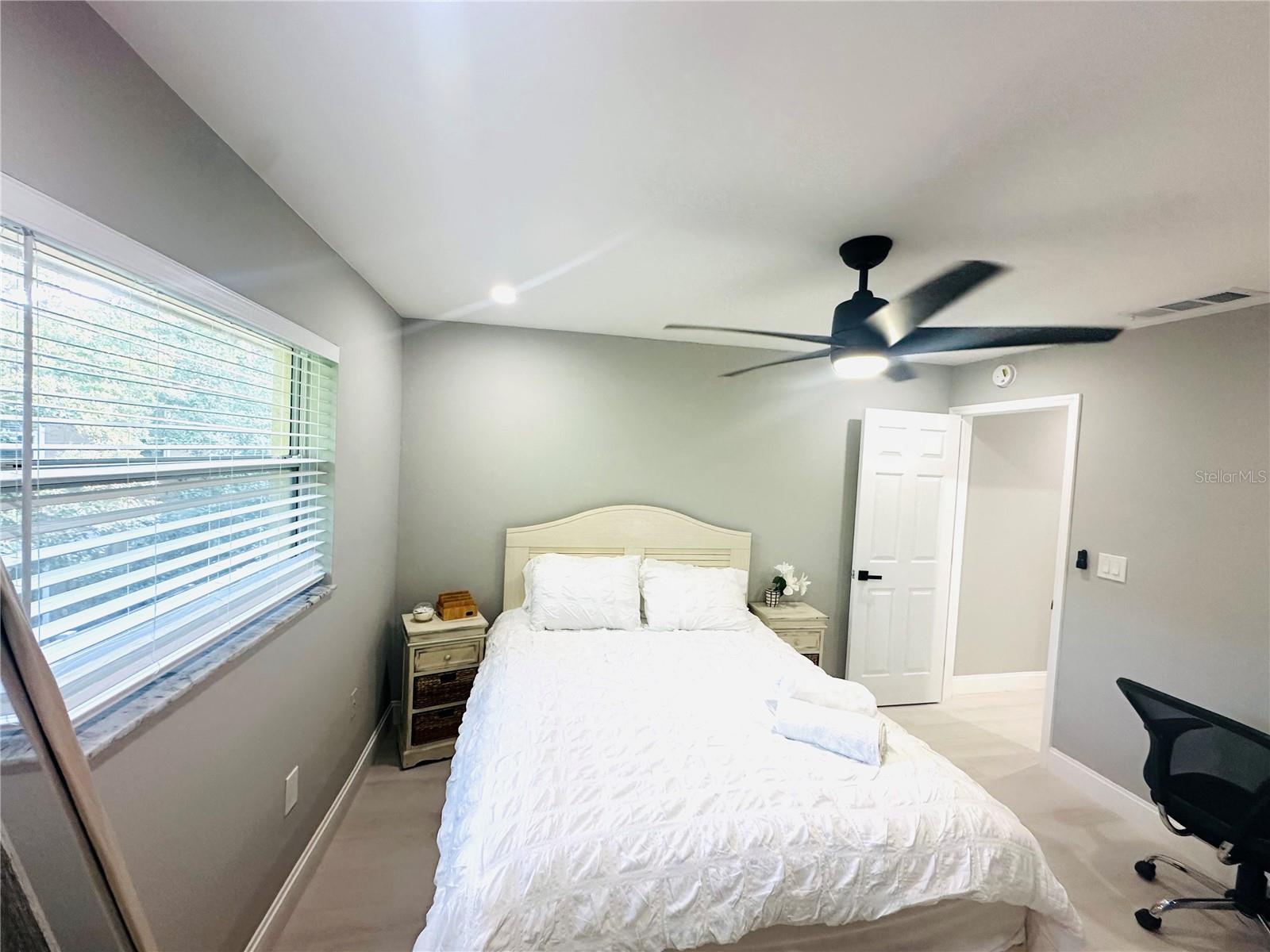 Image 2 of 10 For 2501 Harn Boulevard H34