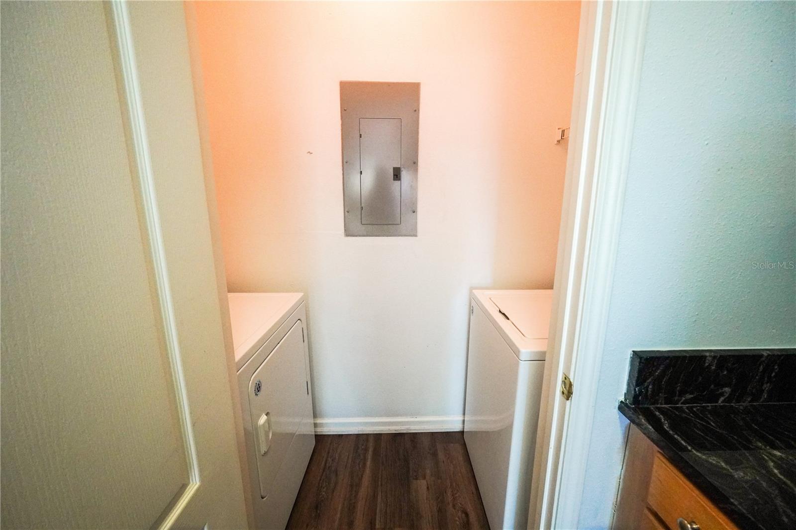 Image 13 of 42 For 17920 Villa Creek Drive 17920