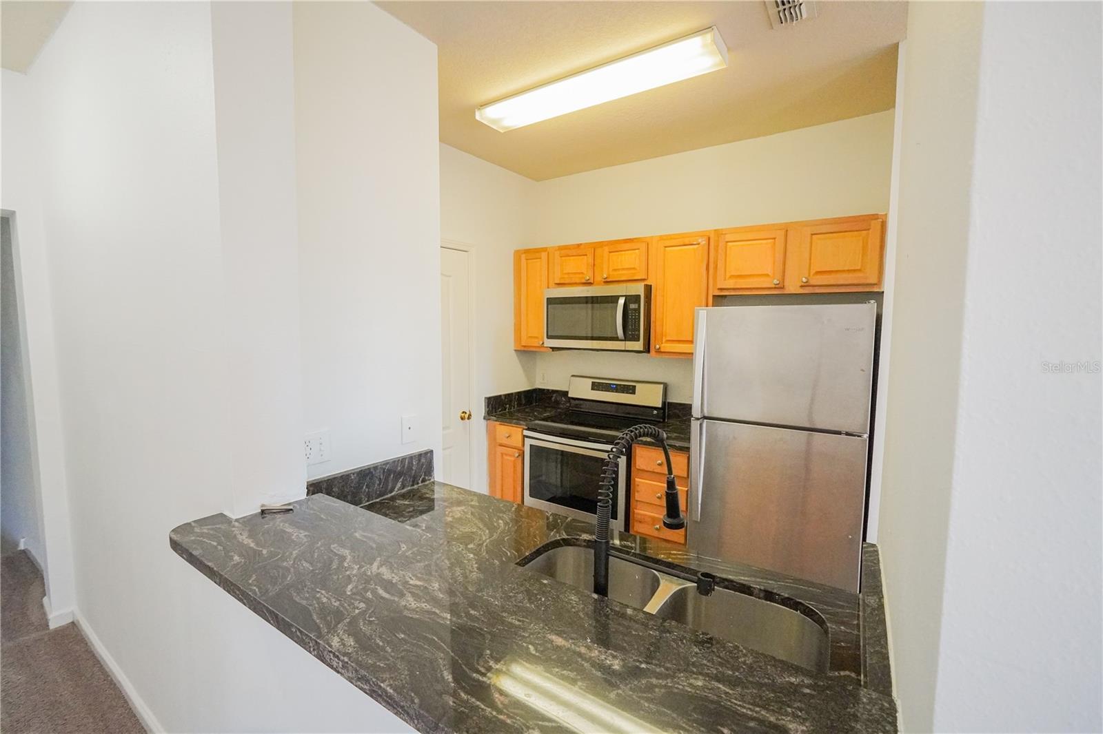 Image 15 of 42 For 17920 Villa Creek Drive 17920
