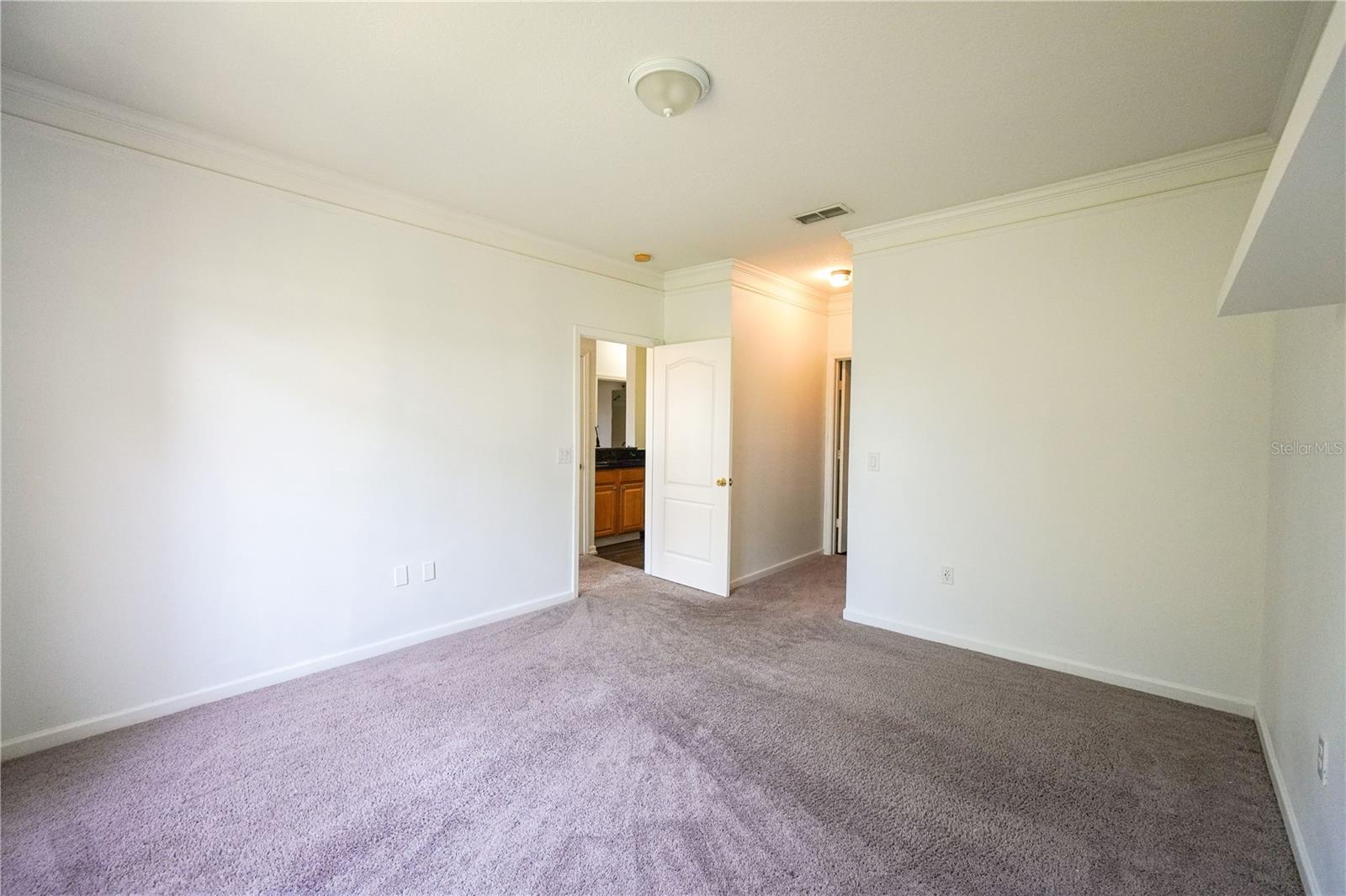 Image 16 of 42 For 17920 Villa Creek Drive 17920
