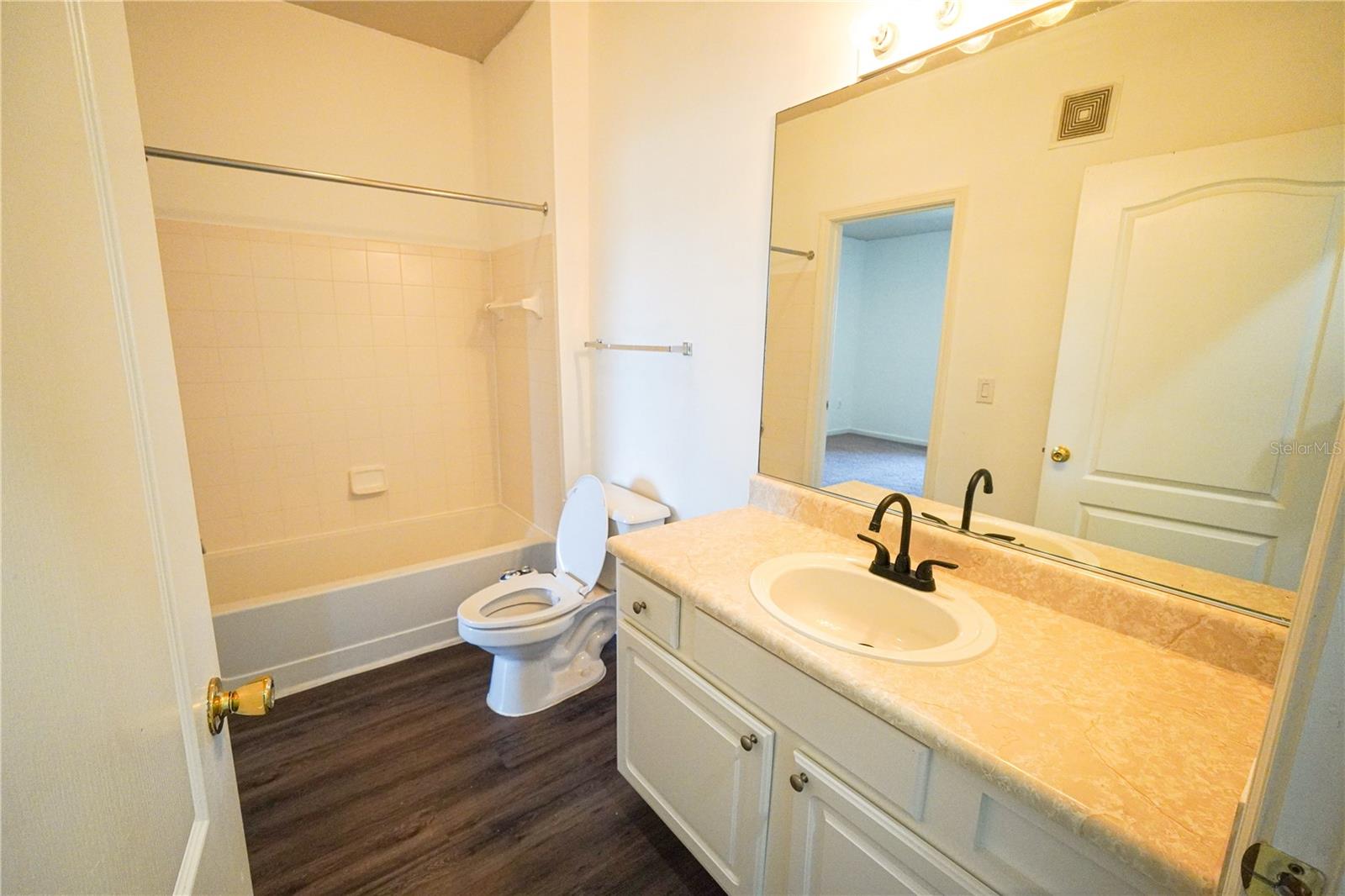 Image 17 of 42 For 17920 Villa Creek Drive 17920