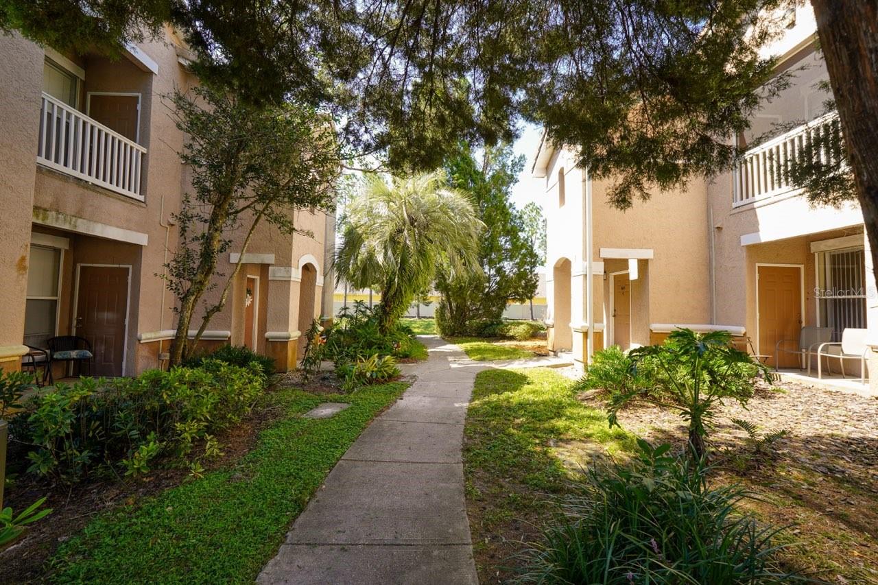 Image 27 of 42 For 17920 Villa Creek Drive 17920
