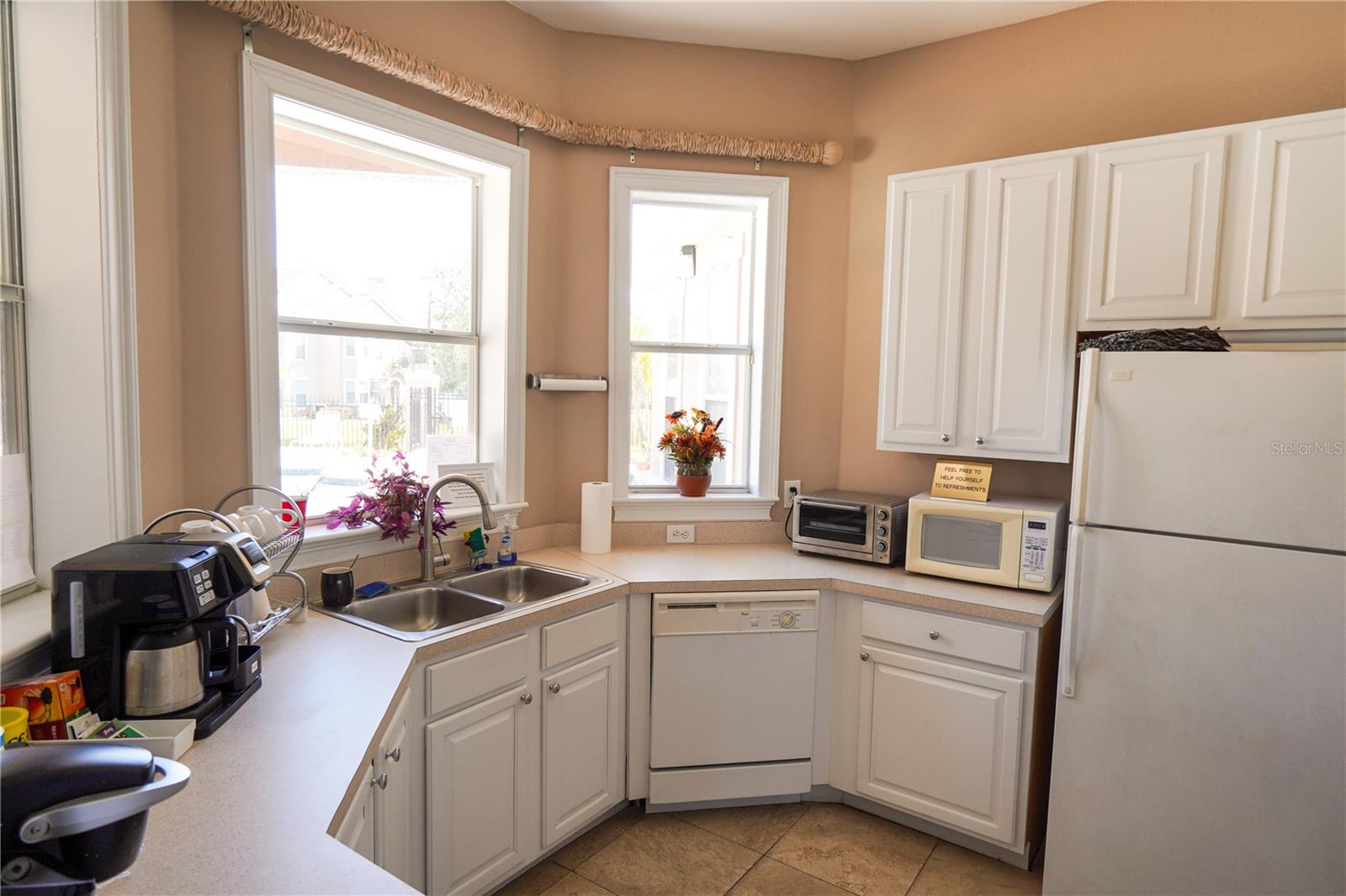 Image 33 of 42 For 17920 Villa Creek Drive 17920