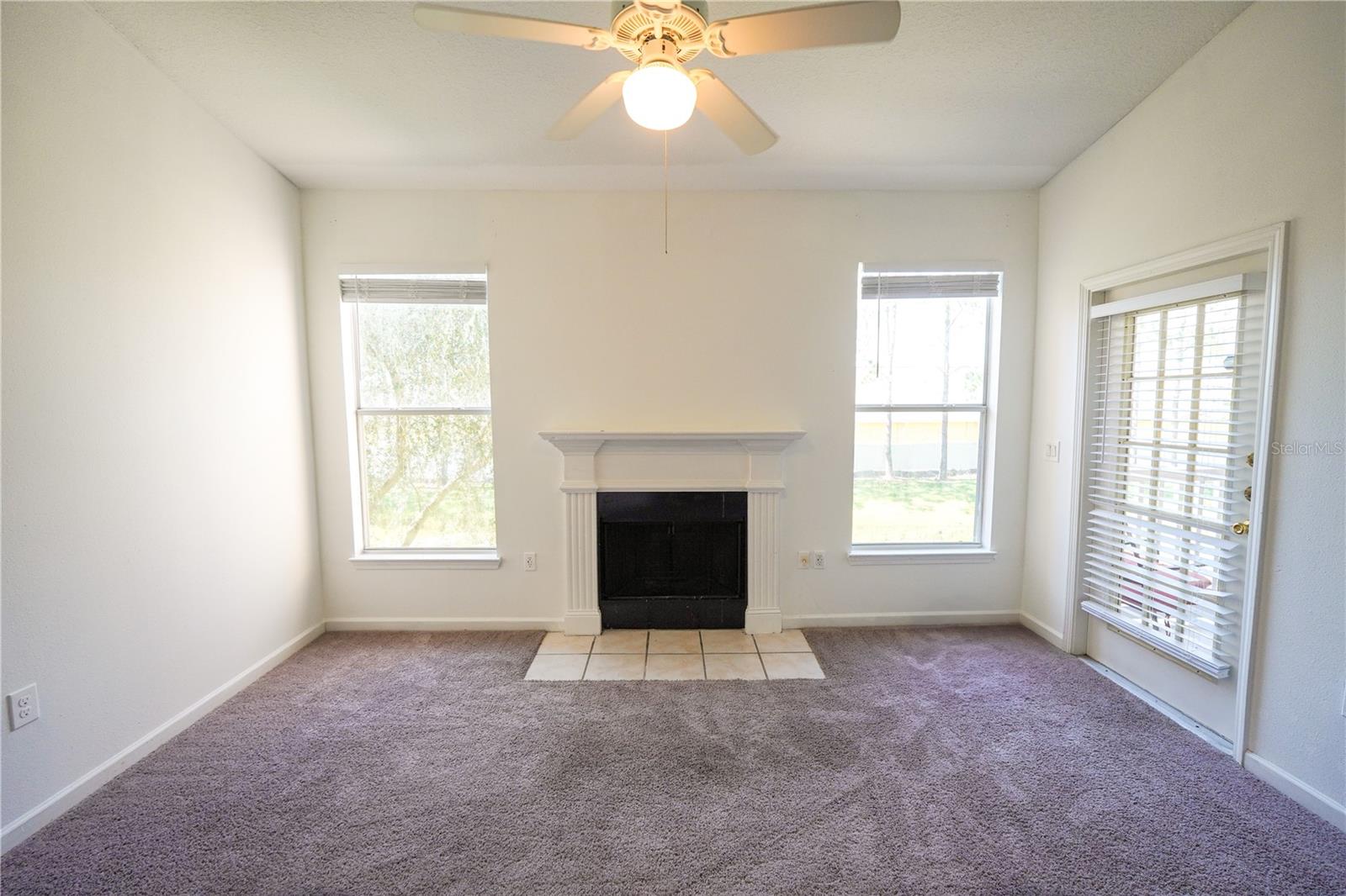 Image 5 of 42 For 17920 Villa Creek Drive 17920