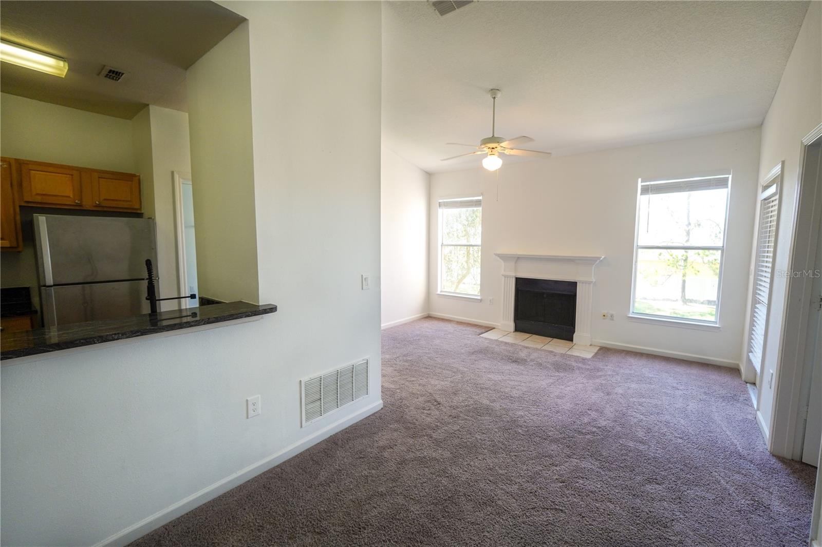 Image 6 of 42 For 17920 Villa Creek Drive 17920