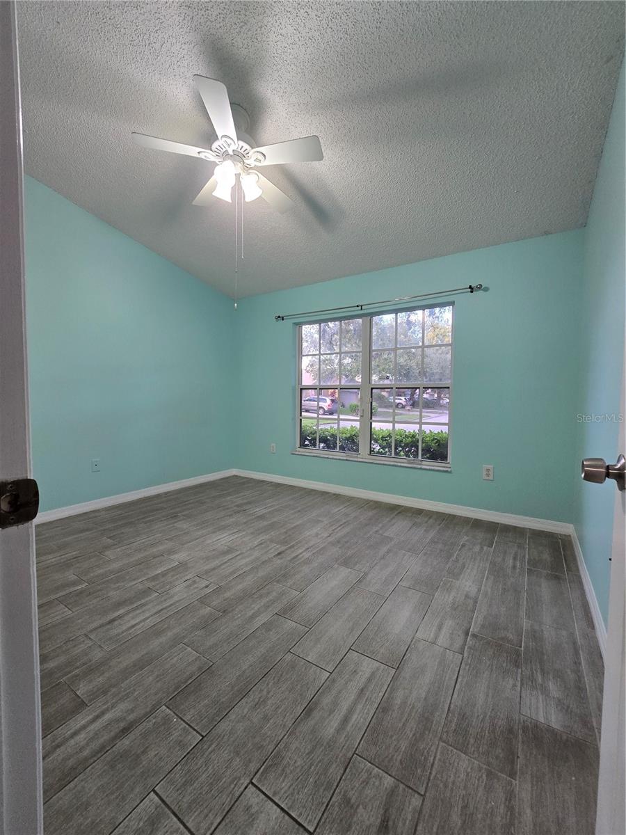 Image 13 of 19 For 3090 Pepperwood Lane W