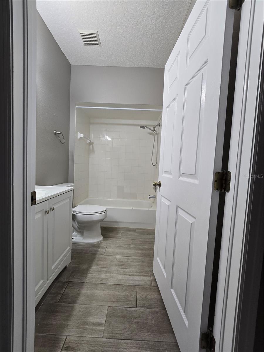 Image 16 of 19 For 3090 Pepperwood Lane W