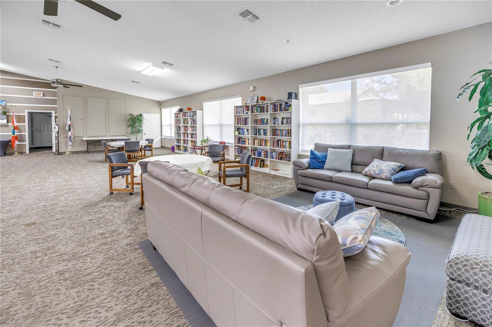 Image 25 of 34 For 3090 Pepperwood Lane W